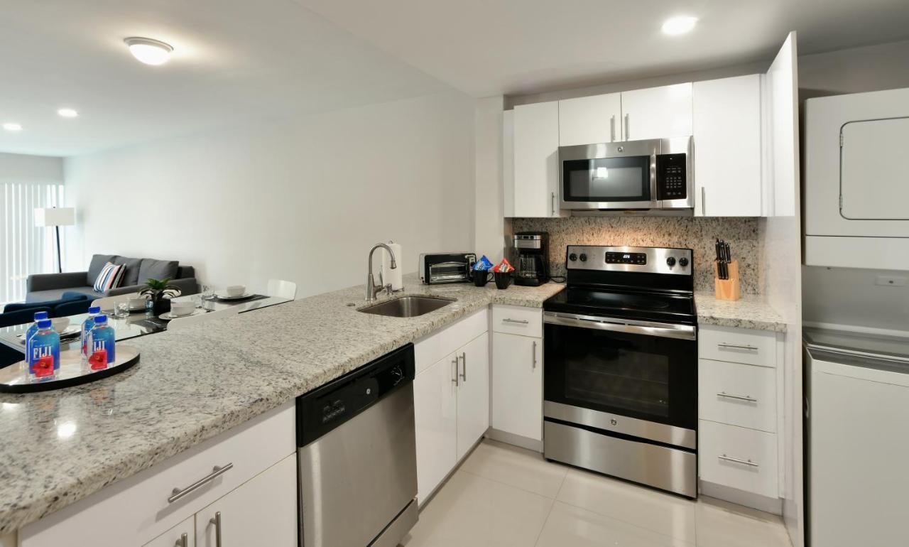 Designer River View Apartments Fort Lauderdale Exteriör bild